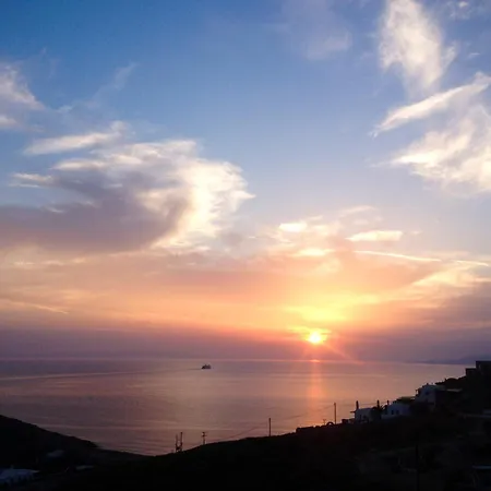 White Luxury With Amazing Seaview And Pool