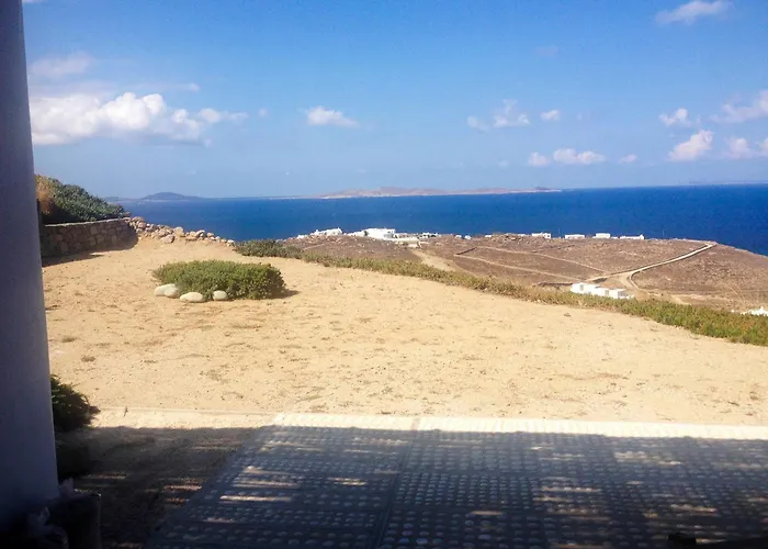 White Luxury With Amazing Seaview And Pool 아파트 아기오스 스테파노스